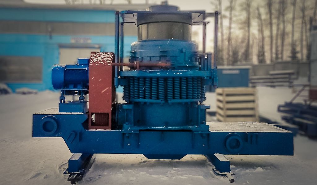 drobilki-konusnye-kmd-ksd-900-01.jpg Дробилки конусные КМД/КСД 900