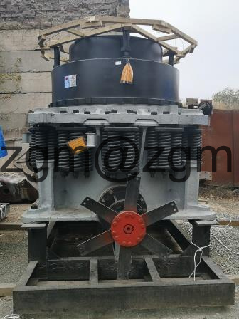 Конусная дробилка КСД-1200Гр